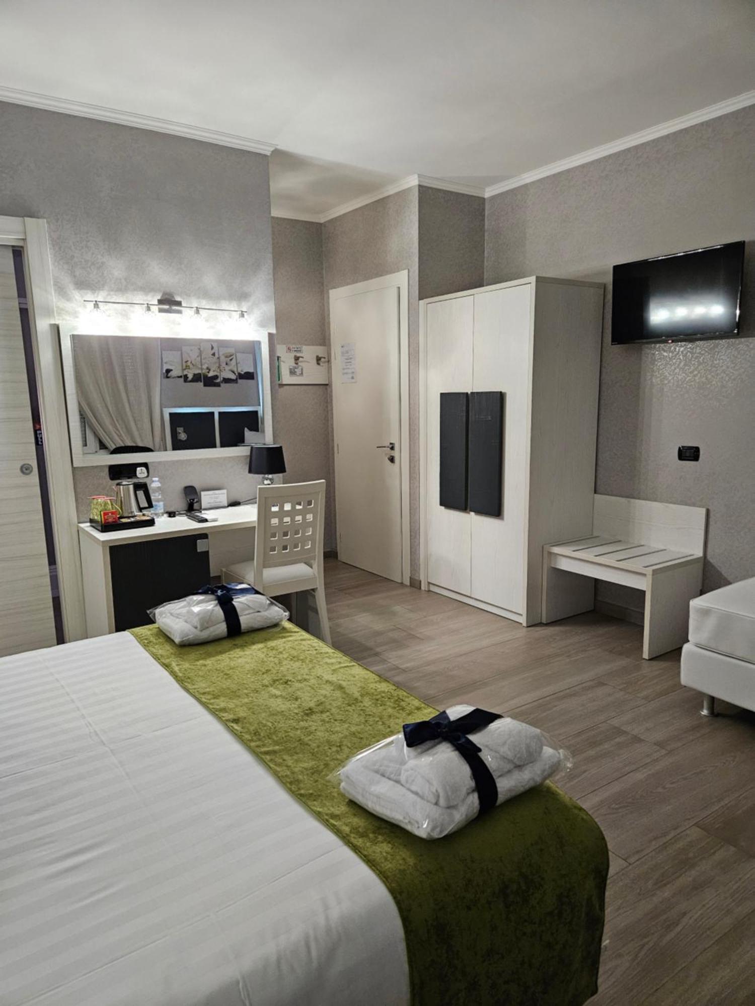 Albis Guest house 2*